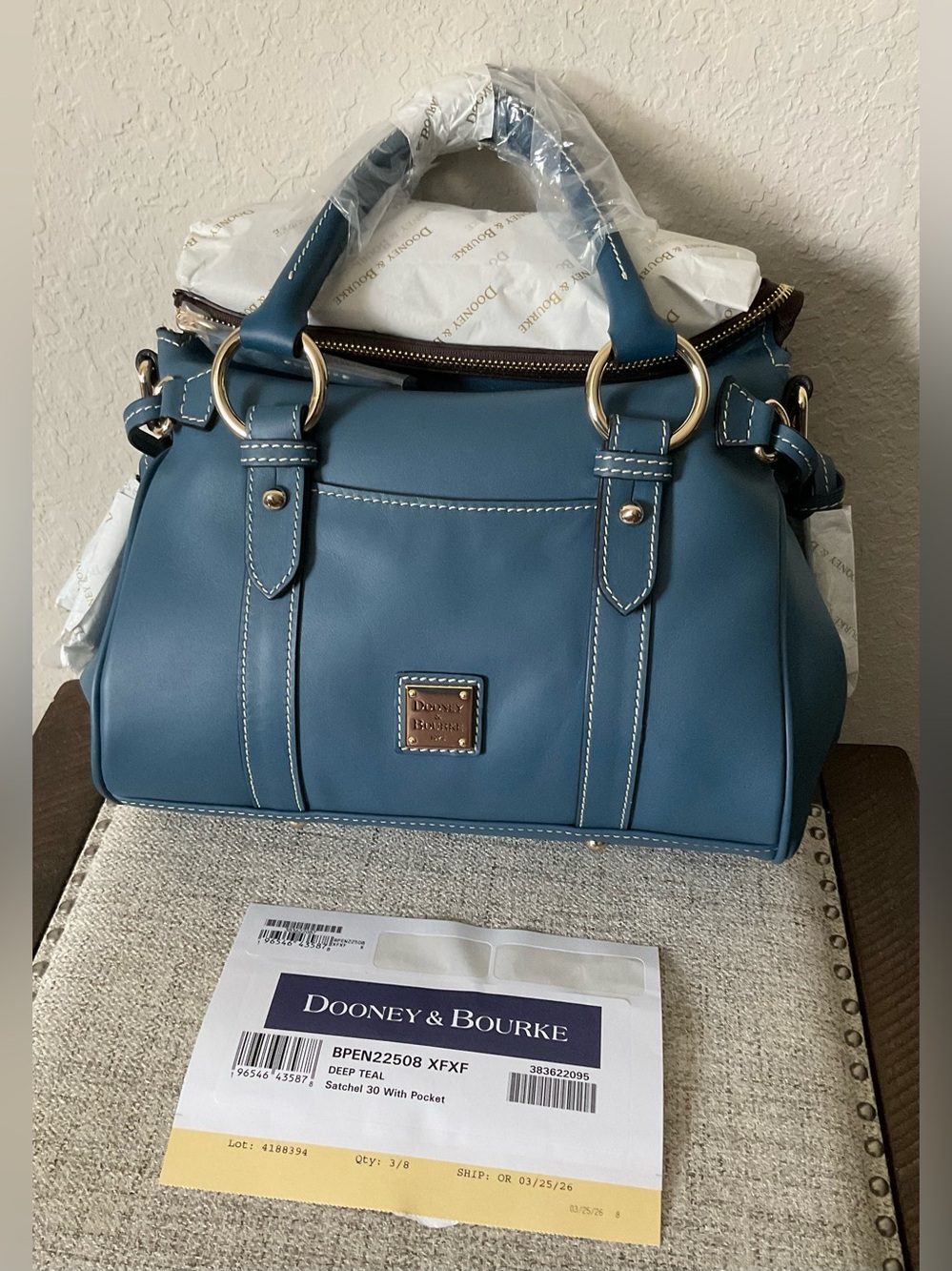 Dooney & Bourke Penrose satchel 30 with pocket